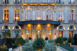 Hotel Le Maros Paris Fashion Show Artwork location